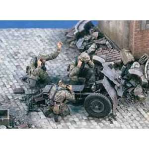  Verlinden 1/35 German Paras Gun/Mortar Crew (3) Toys 