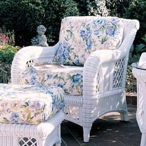  South Sea Rattan 7601 WH C6595 Carlyle Outdoor Lounge 