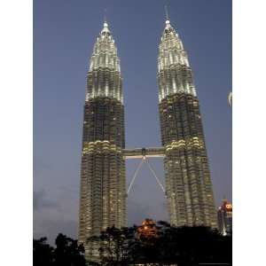  Petronas Twin Towers, One of Tallest Buildings in World 