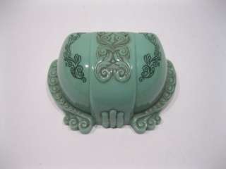Beautiful Vintage Green Plastic/Celluloid Presentation Ring Box  