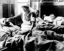 1918 WWI PHOTO NURSE BELGIUM SOLDIERS ANTWERP HOSPITAL  