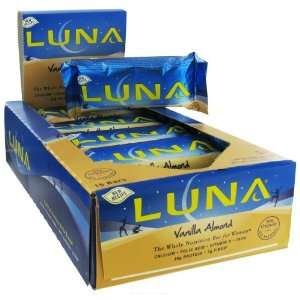  Clif Bar LUNA Nutrition Bar for Women, Vanilla Almond (15 