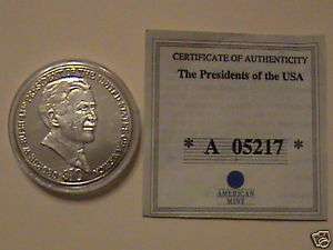 10 President George W Bush Coin with COA, UNC. Liberia  