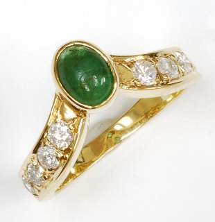 14k Oval Emerald Ring with 8 Diamonds   Vintage  