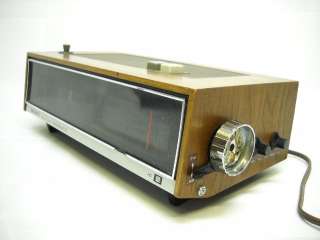 Vintage SONY Digimatic Am Fm Alarm Flip Clock Radio TFM C690W Tokyo 