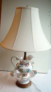 Vintage 1920`s Pitcher & Basin Electric Table Lamp.  