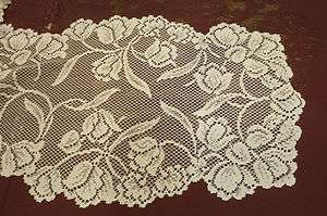 Heritage LaceTulips Design Table Runner Ivory 88 x 15 NEW  