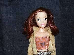MY SCENE CHELSEA DOLL W/CLOTHES/SHOES.PURSE  