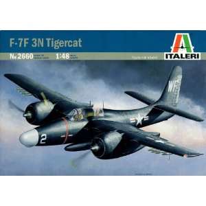  Italeri 148 F 7F 3N Tigercat Toys & Games