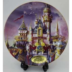  Disneyland Castle 50th Anniversary Commemerative Plate 