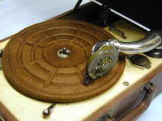Birch Boetsch Bros. Model 400 Phonograph Record Player  