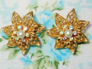 Vintage Jewelry Signed BSK Crystal Faux Pearl Gold Tone Flower Clip 