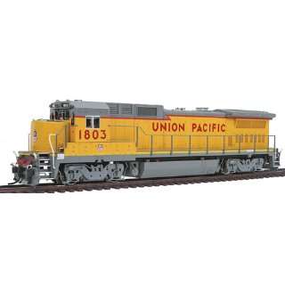  HO RTR Dash 8 40B, UP/Lightning Stripe #1803 Toys & Games