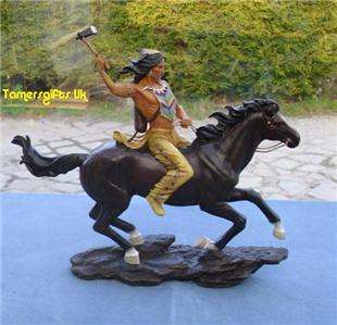 Crazy Horse Native Indian Figurine Leonardo Collection  
