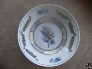 RAYNAUD LIMOGES MODELE LALIQUE BOWL 5 WIDE  
