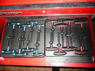 SNAP ON TOOLBOX KR 562E ROLLAWAY LOADED WITH TOOLS MORE MOST OF THEM 