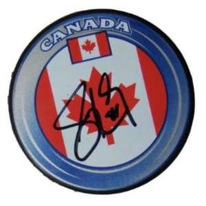 Autographed Sidney Crosby Hockey Puck   Team Canada JSA F37479 