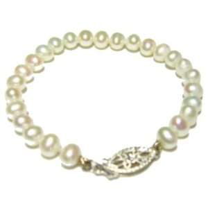  4 in. Elizabeth Bracelet featuring Hand Knotted Freshwater 