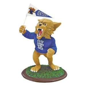  Kentucky Wildcats Cheering Mascot Figurine Sports 