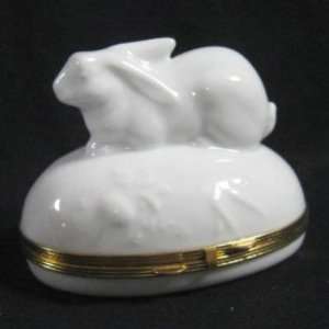  Chamart Limoges Porcelain Hinged White Box   Rabbit