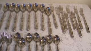SOUTHERN LIVING AT HOME GALLERY STAINLESS FLATWARE 40 PCS NICE  