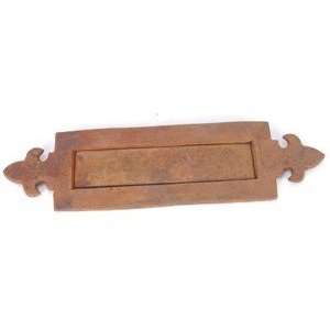  Hammered Letter Plate Rusty Iron