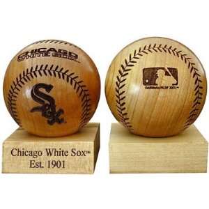  Grid Works Chicago White Sox Engraved Wood Baseball 