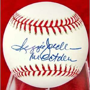  Reggie Jackson Autographed Official Major League Baseball 