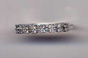 14K White Gold Ladies 16 Diamond Band Ring Size 8 NR  