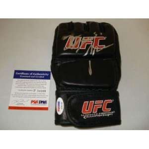  JON BONES JONES Signed MMA UFC Fight Glove PSA P34168 