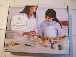 Martha Stewart Easy Decorating Kit Cake / Cookies *NEW  