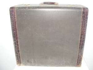 B89)large Vintage black leather+fake skin luggage suitcase  