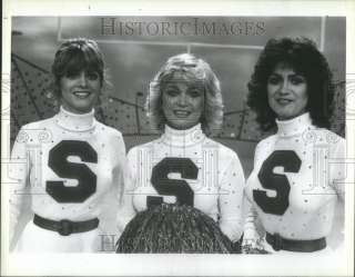   Country Superstar Barbara Mandrell & Sisters Irlene & Louise  