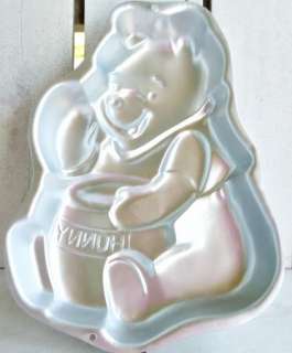 Wilton Winnie the Pooh Bear Hunny Cake Pan #2105 3000 Disney w 