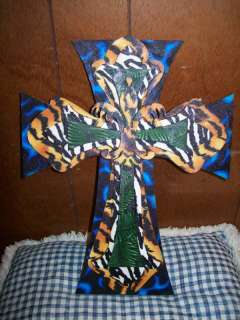 COMPLETED WOOD LAYERED STACK CROSS CROSSES  