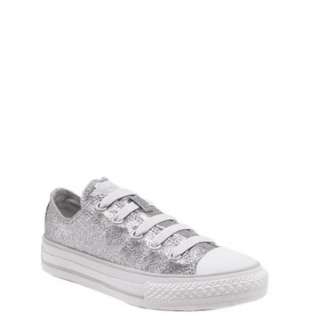 Converse Chuck Taylor® Glitter Stretchy Sneaker (Baby, Walker 