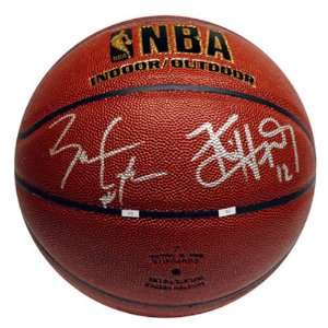 Ben Gordon and Kirk Hinrich Autographed Basketball  Details Spalding 