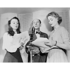  1951 Pamela Brown (left), John Gielgud, and Dorothy 