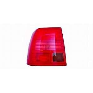 98 01 Volkswagen Passat Tail Light (Driver Side) (1998 98 1999 99 2000 