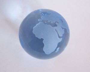 CZECH HAND MADE WORLD GLOBE PAPERWEIGHT 4CM LIGHT BLUE  